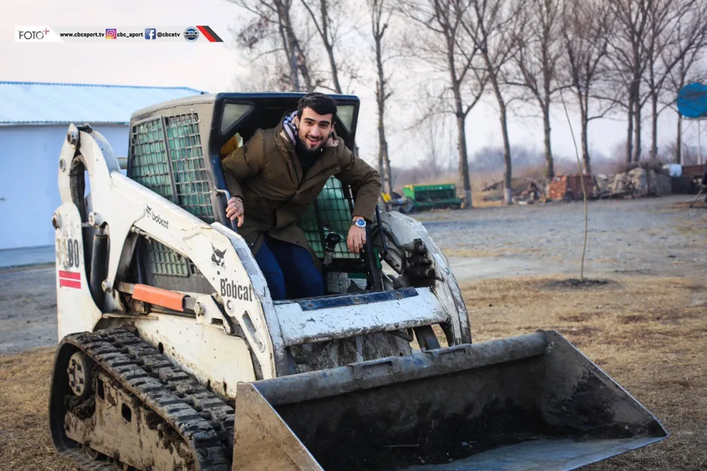 Mahir Emrelinin Zaqataladakı biznesi - Fotolar/Video