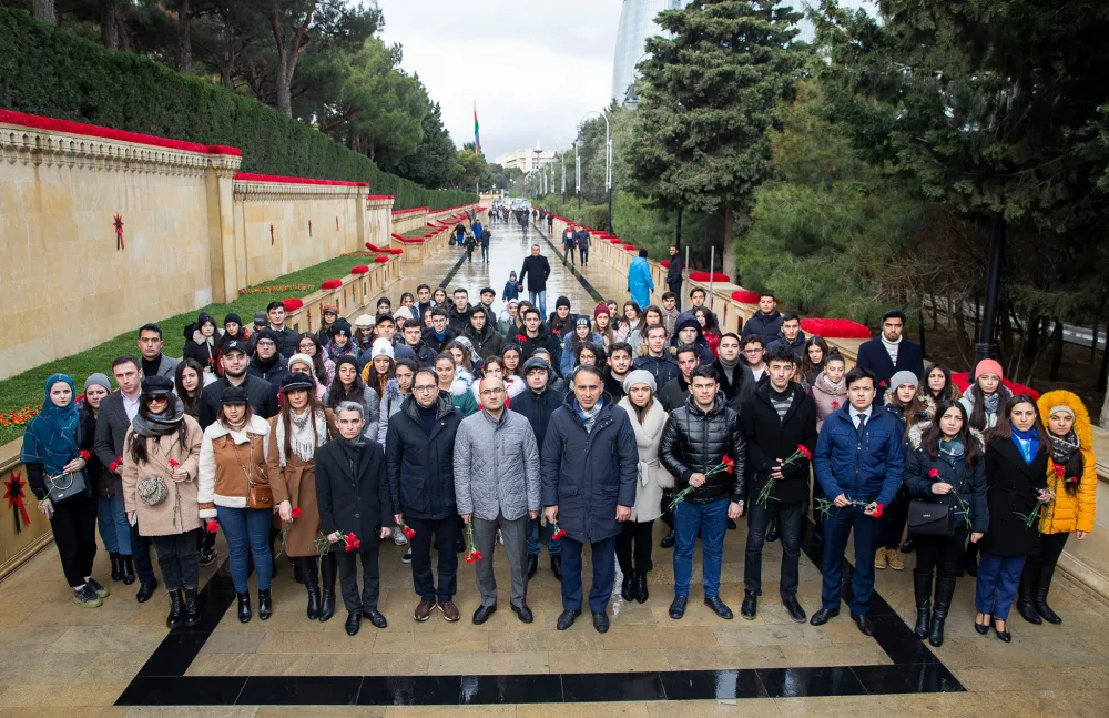“ASAN xidmət” mərkəzlərində 20 Yanvar şəhidləri anılıb - FOTOLAR