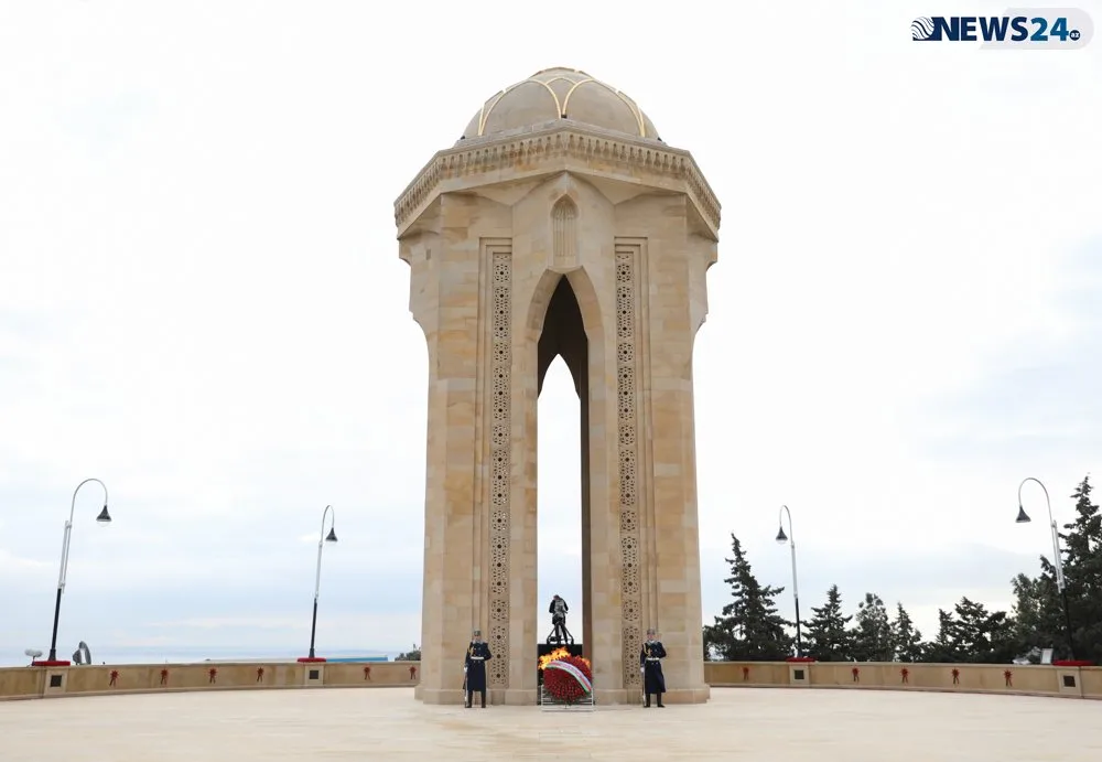 Azərbaycan 20 Yanvar şəhidlərini anır - FOTO - VİDEO