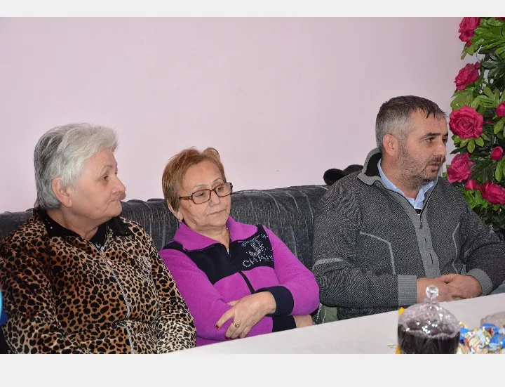 Deputatlığa namizəd Vüqar İskəndərov şəhid ailələri ilə görüşüb - -FOTOLAR