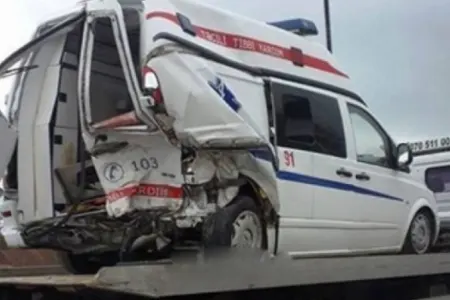 Sumqayıtda qəzaya düşən tibb işçiləri evə buraxıldı