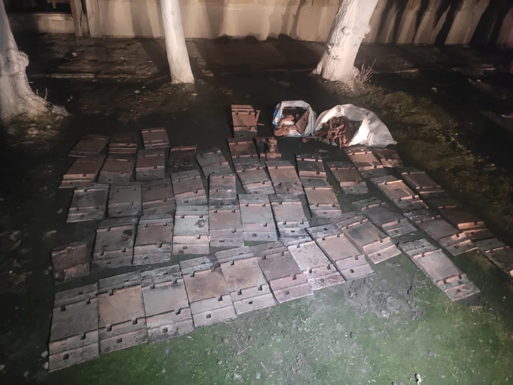 Şirvanda dəmir yolundan 188 rels bərkidici - OĞURLANDI