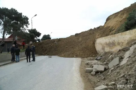 “Badamdar sürüşmə ərazisində heç bir aktivlik müşahidə olunmur" - NAZİRLİK RƏSMİSİ
