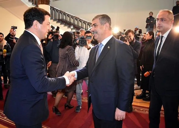Zakir Həsənov Gürcüstan Parlamentinin sədri ilə görüşüb