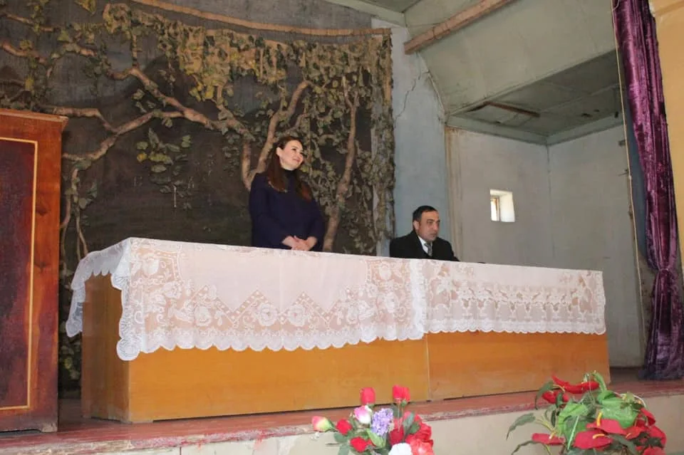 Qənirə Paşayeva seçicilərlə görüşdü: - "14 il ərzində ailənizin bir üzvü oldum" - FOTO