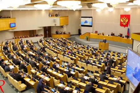 Dövlət Duması konstitusiya dəyişiklikləri ilə bağlı - prezidentin qanun layihəsini təsdiqlədi