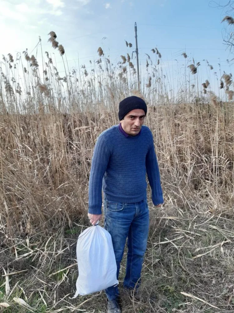 Özlərini şübhəli aparan cinayətkar dəstə ələ keçdi - QADIN DA VAR - FOTO