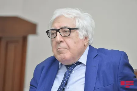 "AYB-nin qurultayında sədr vəzifəsinə öz namizədliyimi irəli sürəcəm" - ANAR