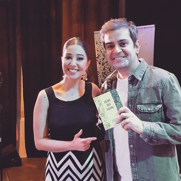 Məşhur aparıcının kitabının sorağına toplaşdılar