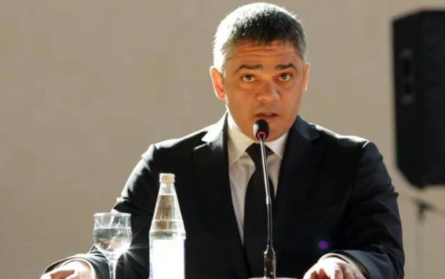 Türkiyəli müğənnilər mərhum nazirin oğlunun toyuna gəliblərmiş
