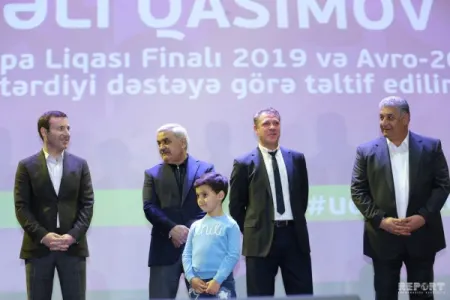 Avro-2020 könüllüləri üçün “Elektra Events Hall”da əyləncəli gecə keçirildi