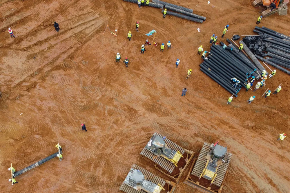 Çində koronavirusa görə tikilən 1000 nəfərlik xəstəxanadan - GÖRÜNTÜLƏR - FOTOLAR