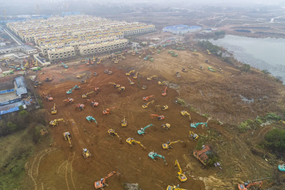 Çində koronavirusa görə tikilən 1000 nəfərlik xəstəxanadan - GÖRÜNTÜLƏR - FOTOLAR