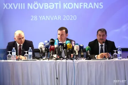 Elxan Məmmədov: - "Futbolçu qəlyan da çəkməməlidir"