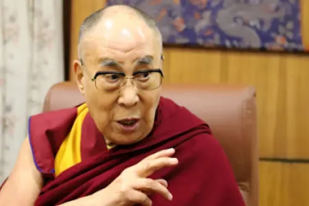 Dalay Lama konorovirusla mübarizənin çıxış yolunu - göstərdi