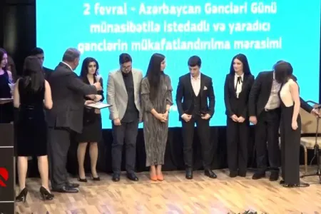 İstedadlı və yaradıcı gənclər təltif olundular
