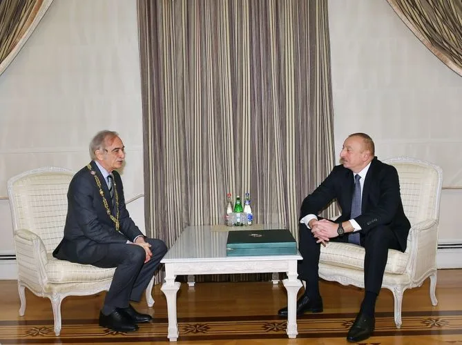 Prezident İlham Əliyev Polad Bülbüloğluna “Heydər Əliyev” ordenini - TƏQDİM ETDİ - FOTOLAR