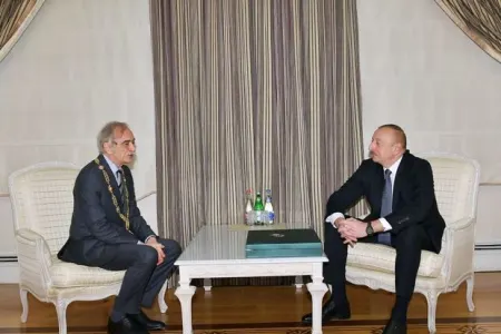 "Həmişə sizin istedadınızın pərəstişkarı olmuşam" - Prezident