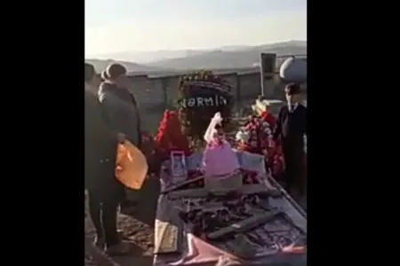 Doğum günündə ailəsi qəbirüstünü ziyarət edib - Nərminin məzar GƏLİNCİYİ -VİDEO/FOTO
