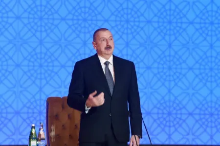 “Şəhər nəqliyyatı bərbad vəziyyətdədir” - Prezident