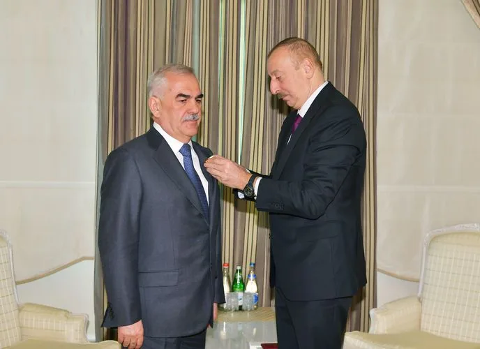Prezident İlham Əliyev Vasif Talıbova “Şərəf” ordenini - TƏQDİM ETDİ - FOTO