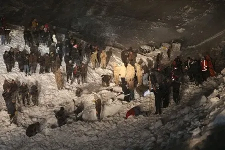 Türkiyədə qar uçqunu nəticəsində - 4 ölü, 5 yaralı