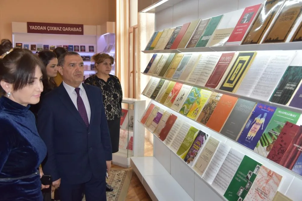 Azərbaycanı öz sənəti ilə dünyaya tanıdan nadir şəxsiyyətl - Qara Qarayev - FOTO