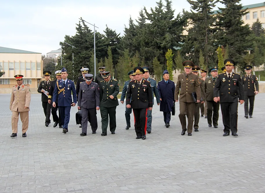 Nazirlik xarici attaşeləri Hərbi Liseyə - APARDI - FOTOLAR