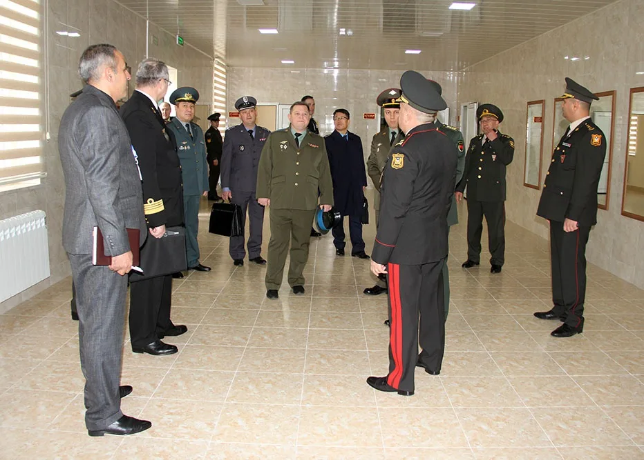 Nazirlik xarici attaşeləri Hərbi Liseyə - APARDI - FOTOLAR