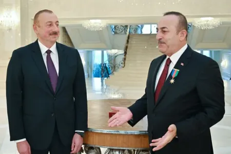 "Elmar qardaşım qısqanmasın..."