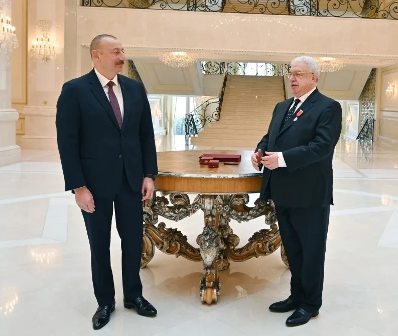 İlham Əliyevdən Mixail Qusmana: - “Yazılır: doğulduğu şəhər Bakı, Azərbaycan” - FOTOLAR