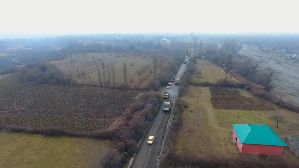 Qəbələdə 28 kilometrlik avtomobil yolu - YENİDƏN QURULUR - FOTO