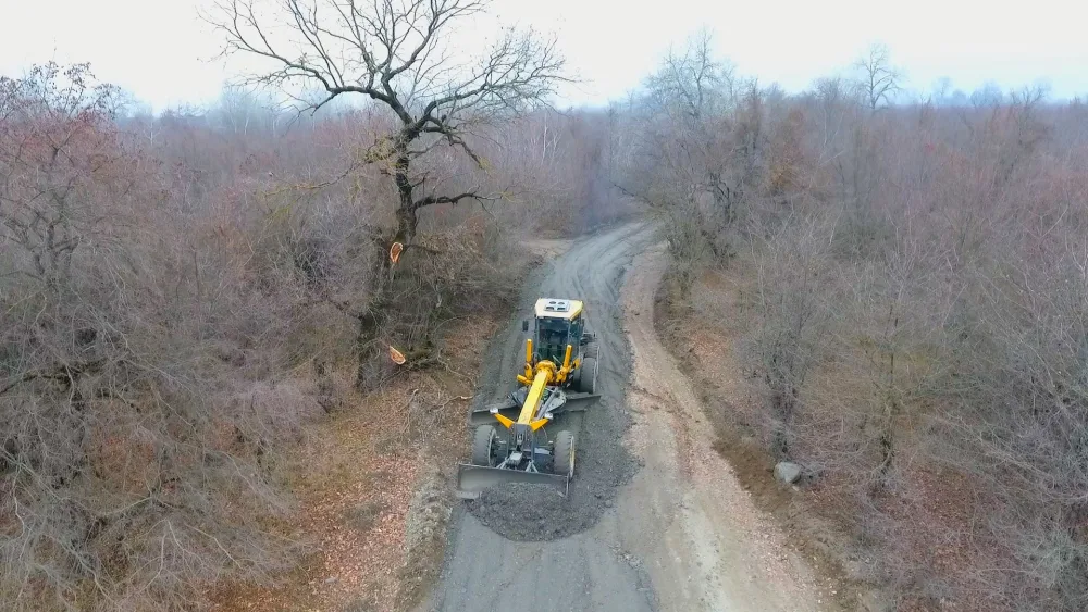 Qəbələdə 28 kilometrlik avtomobil yolu - YENİDƏN QURULUR - FOTO