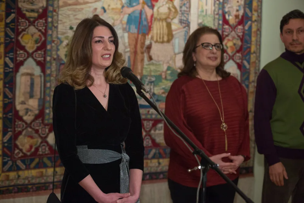 Moskvada “Sovet Azərbaycanının sədası. Xalça. Tikmə. Plakat” sərgisi - AÇILDI - FOTOLAR