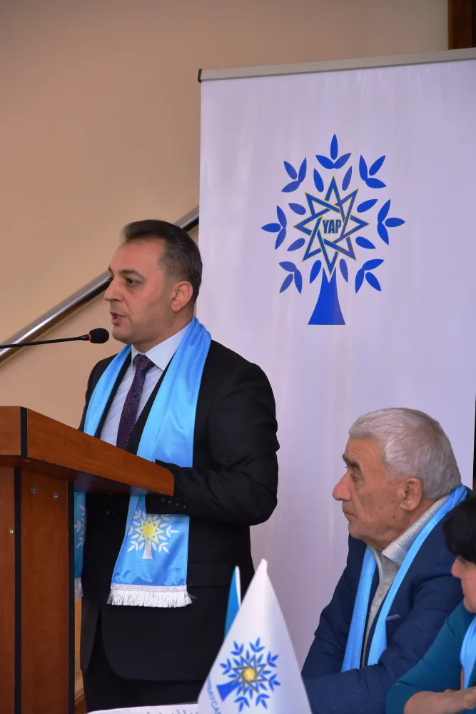 Vüqar İskəndərov növbəti dəfə seçicilərlə - GÖRÜŞDÜ - FOTO