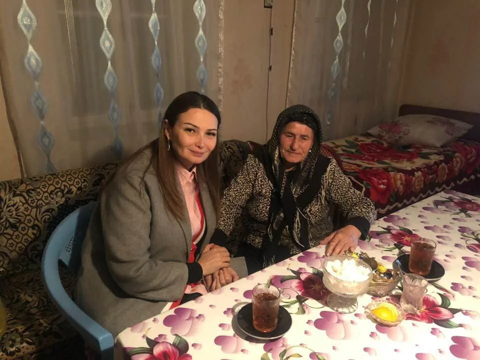 Qənirə Paşayeva Qarabağ müharibəsi veteranları, fiziki imkanları məhdud insanları - ZİYARƏT ETDİ