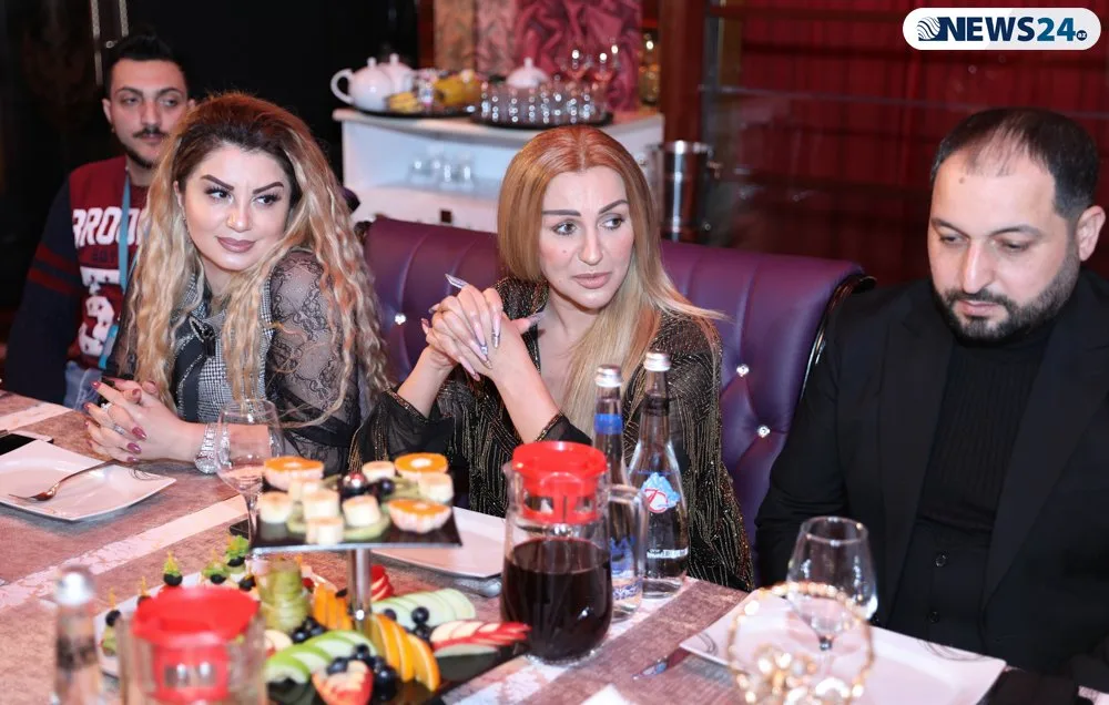 Şou-biznesə "Dəli qız" gəldi - FOTO - VİDEO