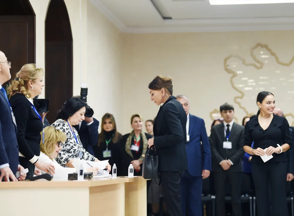 Prezident və ailəsi - SƏS VERDİ - FOTO - VİDEO - YENİLƏNDİ
