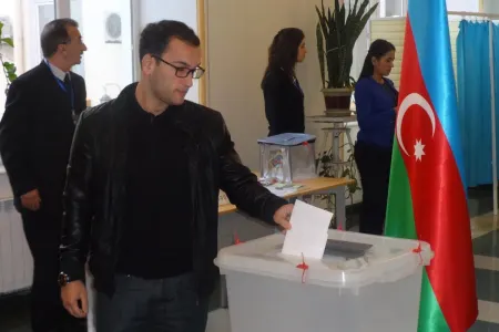 Saat 12:00-a olan seçici fəallığı - AÇIQLANDI