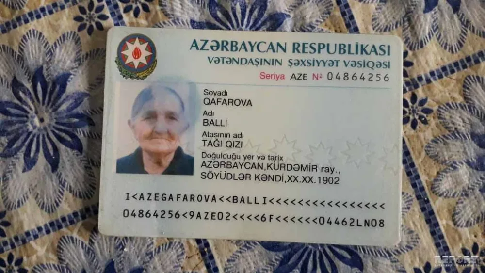 118 yaşlı seçici səs verdi - FOTO