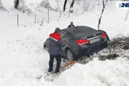 Azərbaycanda buzlu yolda avtomobillər aşdı - ŞOK GÖRÜNTÜLƏR