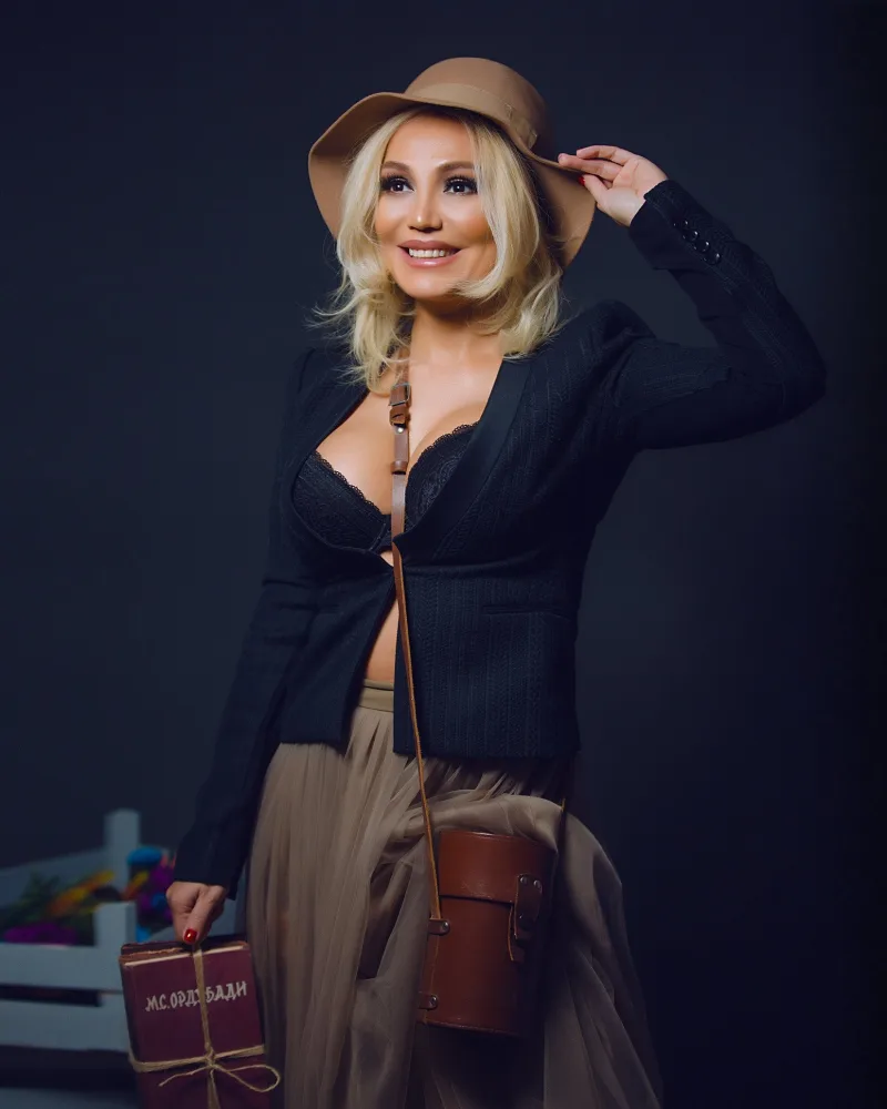 Nura Suri "Onunla" qayıtdı - FOTOSESSİYA - VİDEO