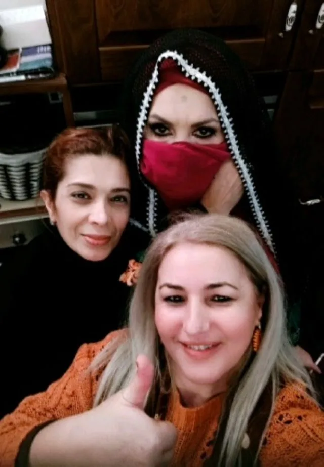 Trans hicaba bürünüb - 3-CÜ DƏFƏ ƏRƏ GETDİ - FOTO - VİDEO