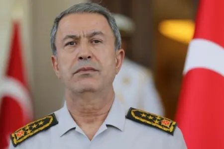 Türkiyənin Müdafiə nazirinə - HÜCUM ETDİLƏR