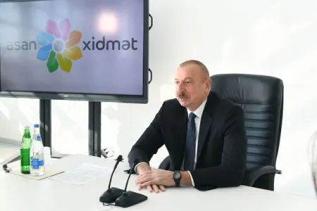 İlham Əliyev Kürdəmirdə “ASAN xidmət” mərkəzinin açılışında olub