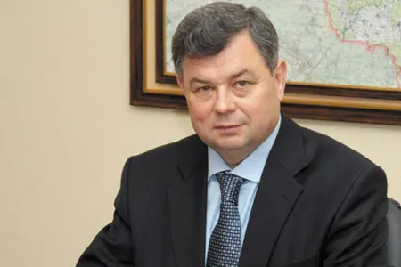 Putin onu da istefaya göndərdi