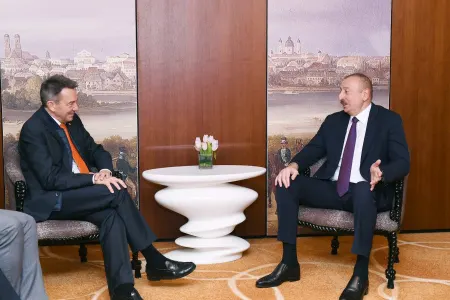 İlham Əliyev Dilqəm Əsgərov və Şahbaz Quliyevdən - DANIŞDI