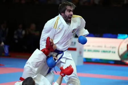 Rafael Ağayev finala çıxdı