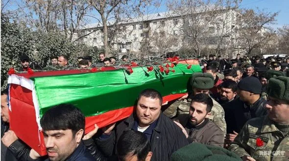 Gəncədə şəhidimiz dəfn edildi - Video/Foto