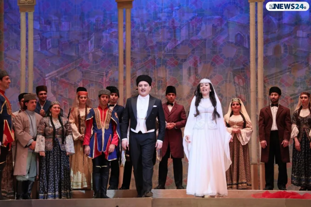 “Arşın mal alan” operettası anşlaqla KEÇDİ - FOTOLAR - VİDEO